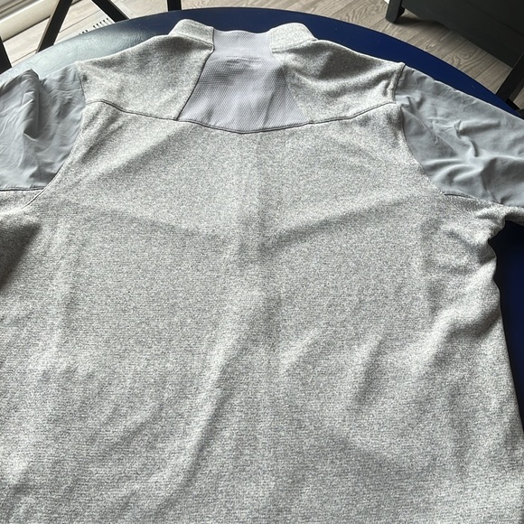 Under Armour Loose Grey ColdGear Zip Up 4XL - Picture 6 of 8